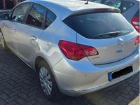 Gebraucht Opel Astra Edition 110 PS (80 kW) 2014 Other Limousine