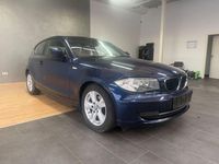 Gebraucht BMW 116 Advantage 116 PS (85 kW) 2011 Blau Kleinwagen