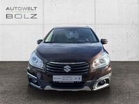 Usado Suzuki SX4 120 HP (88 kW) 2015 Castanho Sedan