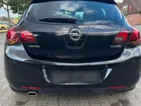 Gebraucht Opel Astra Edition 140 PS (102 kW) 2011 Schwarz Limousine