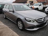 Gebraucht Mercedes E220 Avantgarde 170 PS (125 kW) 2014 Grau Kombi