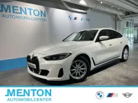 Gebraucht BMW 420 Coupé Sport Line 190 PS (139 kW) 2023 Weiß Coupé