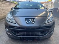 Gebraucht Peugeot 207 CC Platinum 120 PS (88 kW) 2010 Grau Cabrio