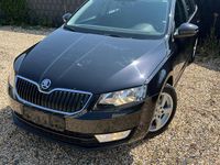 Gebraucht Skoda Octavia Ambition 110 PS (80 kW) 2016 Schwarz Kleinwagen