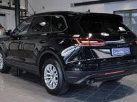 Gebraucht VW Touareg 231 PS (169 kW) 2022 Schwarz SUV