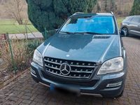 Gebraucht Mercedes ML350 231 PS (169 kW) 2010 Grau SUV
