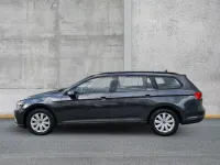Gebraucht VW Passat Basis 150 PS (110 kW) 2022 Grau Kombi