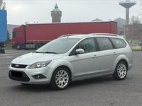 Gebraucht Ford Focus 116 PS (85 kW) 2010 Silber Kombi