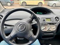 Gebraucht Toyota Yaris 65 PS (47 kW) 2005 Schwarz Kleinwagen