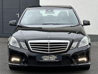 Gebraucht Mercedes E250 AMG line 270 PS (198 kW) 2011 Schwarz Limousine