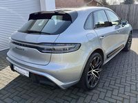 Gebraucht Porsche Macan GTS 441 PS (324 kW) 2022 Dolomitsilbermetallic (metallic) SUV