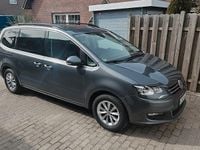 Gebraucht VW Sharan 150 PS (110 kW) 2020 Grau Van / Kleinbus
