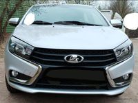 Second-hand Lada Vesta 106 CP (77 kW) 2017 Argintiu Berlinǎ