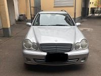 Second-hand Mercedes C200 Classic 163 CP (119 kW) 2005 Break