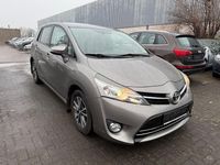 Gebraucht Toyota Verso Executive 111 PS (81 kW) 2015 Silber Van / Kleinbus