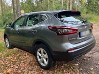 gebraucht Nissan Qashqai 1.3 DIG-T Shiro