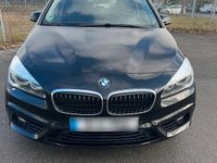 Gebraucht BMW 220 Sport Line 192 PS (141 kW) 2017 Schwarz Van / Kleinbus