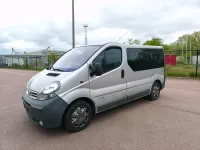 Second-hand Nissan Primastar 100 CP (73 kW) 2003 Argintiu Monovolum