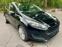 Gebraucht Ford Fiesta 95 PS (69 kW) 2016 Schwarz Kleinwagen