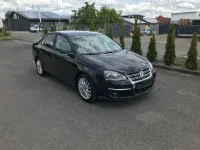 Gebraucht VW Jetta 102 PS (75 kW) 2008 Schwarz Limousine