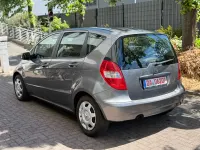 Gebraucht Mercedes A160 95 PS (69 kW) 2011 Mountaingrau  met. Kleinwagen