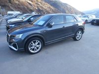 Gebraucht Audi Q2 S-Line 150 PS (110 kW) 2022 Grau SUV