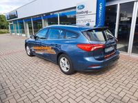 gebraucht Ford Focus Turnier Cool & Connect NAVI LED PDC SHZ LM