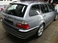 Gebraucht BMW 318 Lifestyle 143 PS (105 kW) 2004 Silber metallic Kombi