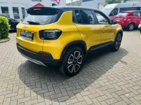 Gebraucht Jeep Avenger EV Summit 114 kW (156 PS) 2024 Gelb (gelb (sun yellow / dach volcano bl (metallic) SUV