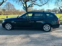Gebraucht BMW 320 150 PS (110 kW) 2008 Schwarz Limousine