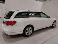 Gebraucht Mercedes E350 252 PS (185 kW) 2014 Polarweiss  unilack Kombi