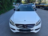Gebraucht Mercedes C220 Avantgarde 170 PS (125 kW) 2017 Weiß Limousine