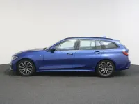 Gebraucht BMW 320 M Sport 184 PS (135 kW) 2021 Portimao blau Kombi