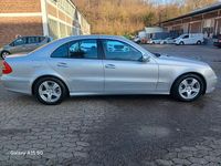 Gebraucht Mercedes E200 Avantgarde 184 PS (135 kW) 2007 Silber Limousine