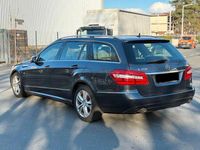 Gebraucht Mercedes E350 Avantgarde 231 PS (169 kW) 2009 Grau Kombi