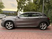 Gebraucht Mercedes GLA200 Urban 156 PS (114 kW) 2019 Grau SUV