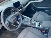 Gebraucht Audi A4 Sport 190 PS (139 kW) 2017 Weiß Kombi