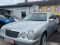 Gebraucht Mercedes E280 Elegance 204 PS (150 kW) 2000 Silber Limousine