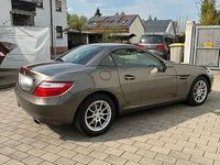 Gebraucht Mercedes SLK200 184 PS (135 kW) 2011 Grau Cabrio