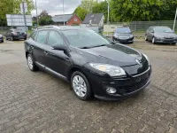 Gebraucht Renault Mégane GrandTour 101 PS (74 kW) 2013 Schwarz Kombi