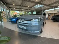 Gebraucht VW Multivan 150 PS (110 kW) 2023 Grau Van / Kleinbus