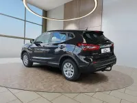 Gebraucht Nissan Qashqai 116 PS (85 kW) 2017 Schwarz SUV