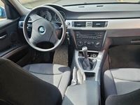 gebraucht BMW 320 i -