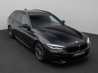 Gebraucht BMW 520 M Sport 190 PS (139 kW) 2023 Schwarz Limousine