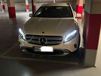 Gebraucht Mercedes GLA180 Urban 122 PS (89 kW) 2016 Weiß SUV