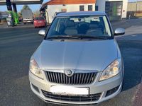 Gebraucht Skoda Fabia Ambition 75 PS (55 kW) 2014 Silber Limousine