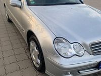Gebraucht Mercedes C220 Classic 150 PS (110 kW) 2005 Silber Limousine