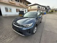 Gebraucht Kia Stonic Edition 7 84 PS (61 kW) 2017 Blau SUV