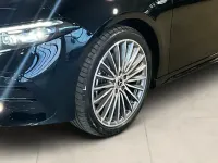 Gebraucht Mercedes A250 AMG Line Premium 218 PS (160 kW) 2025 Schwarz Limousine