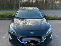 Gebraucht Ford Focus 120 PS (88 kW) 2020 Schwarz Kombi